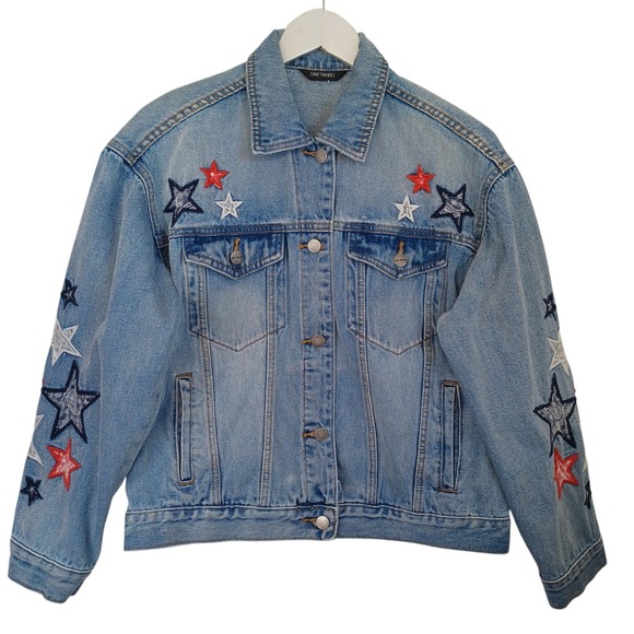 Driftwood Denim Jacket Embellished Star Appliques Light Wash Womens Medium